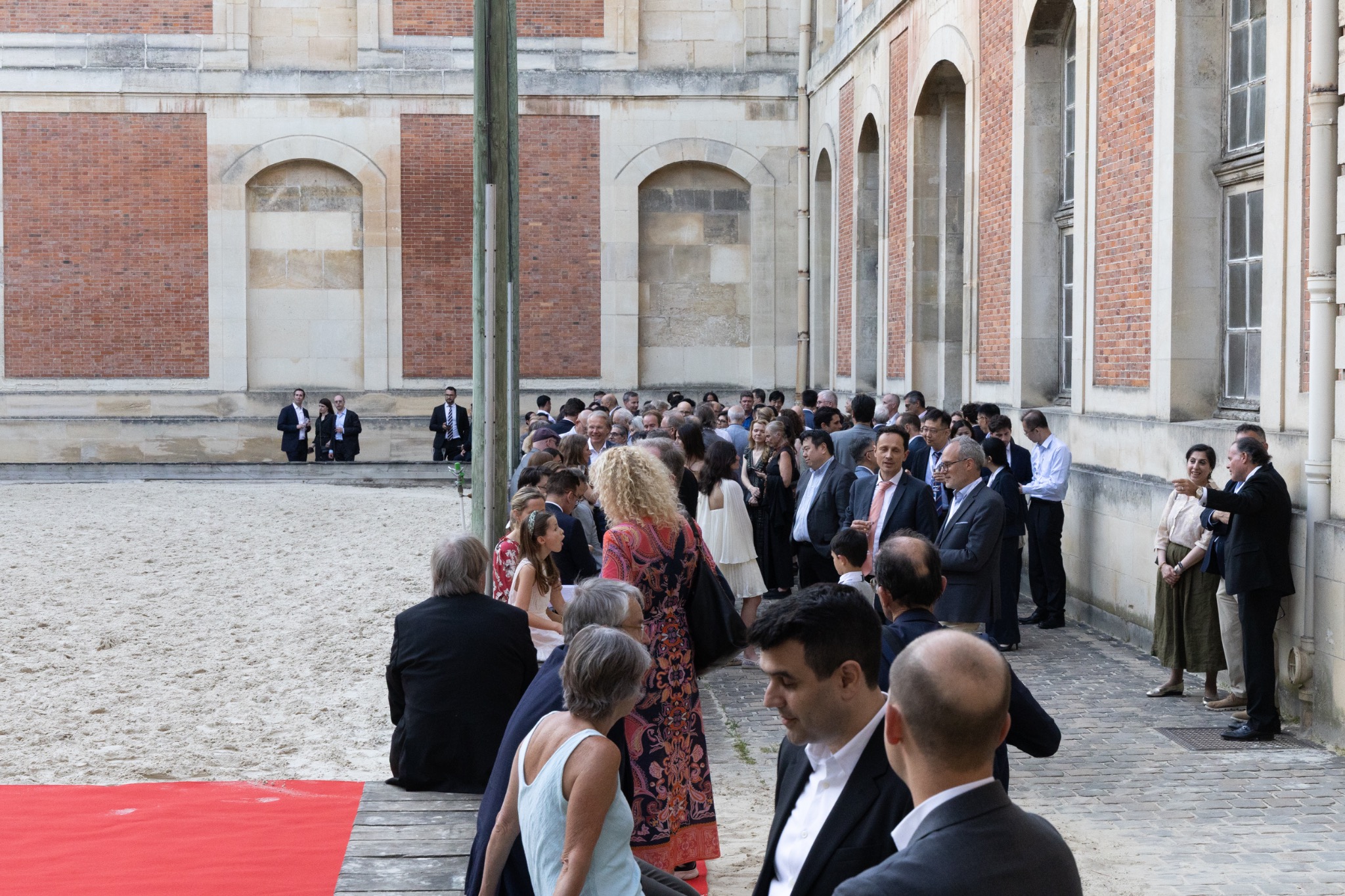 Réception d’entreprise dans une cour historique